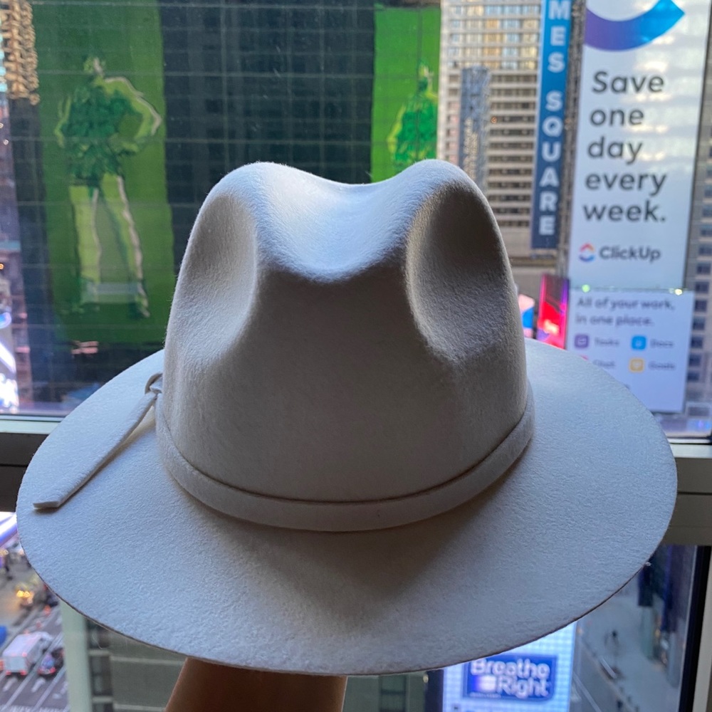 Falconeri hat fedora white new